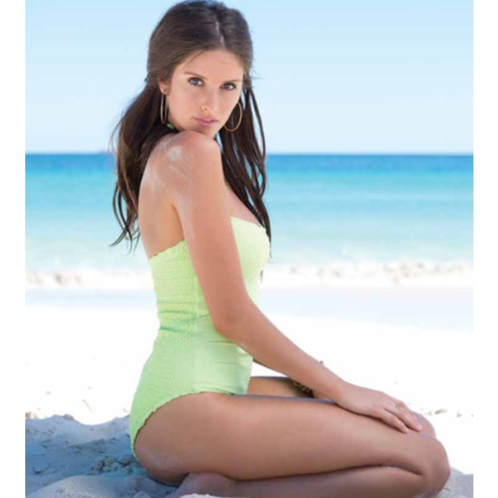 NEW AMORE SORVETE One piece swimming bathing suit